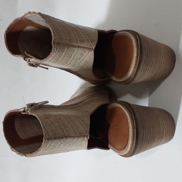 Lucky brand Shyna woman 10M beige ankle booties leather Office Festival event - Picture 7 of 16